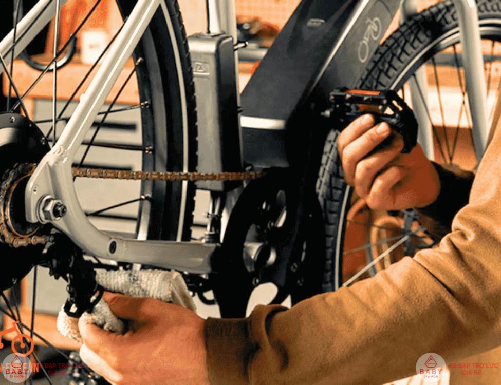 Hướng dẫn chi tiết từng bước bảo trì xe đạp điện trợ lực